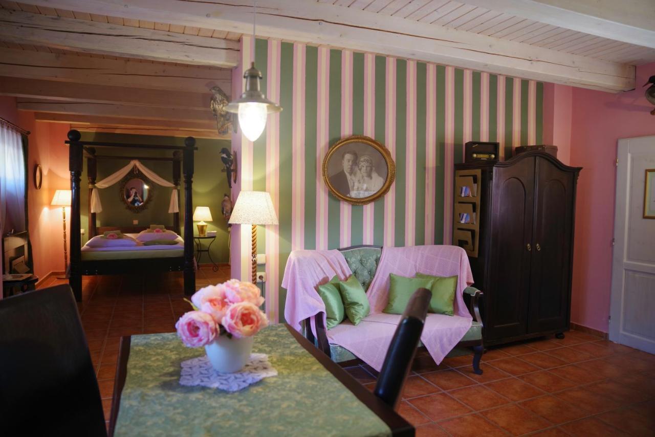 Novakovi U Novacky Apartament *